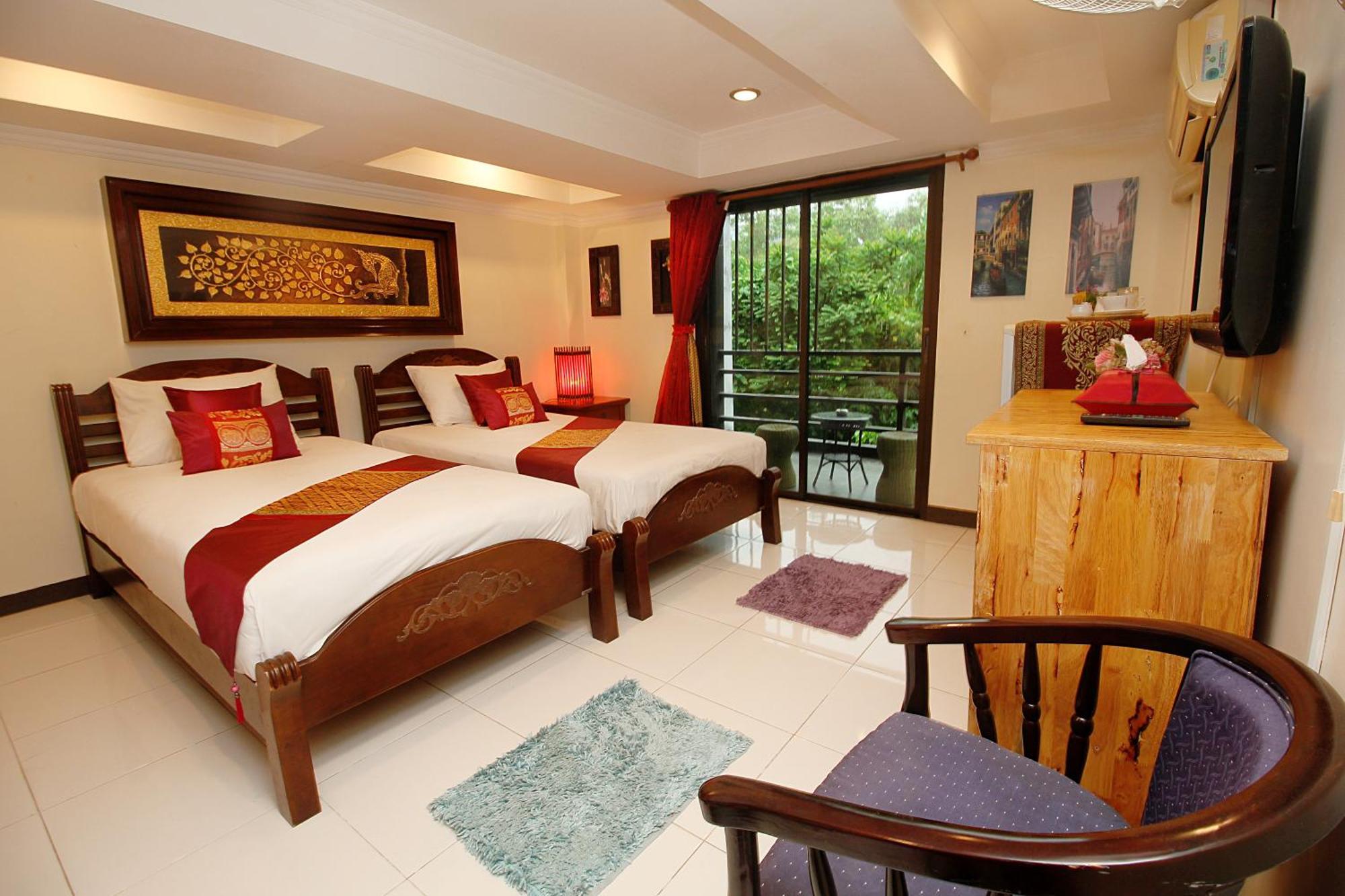 Sky Silk Decoration House Hotel Patong Buitenkant foto