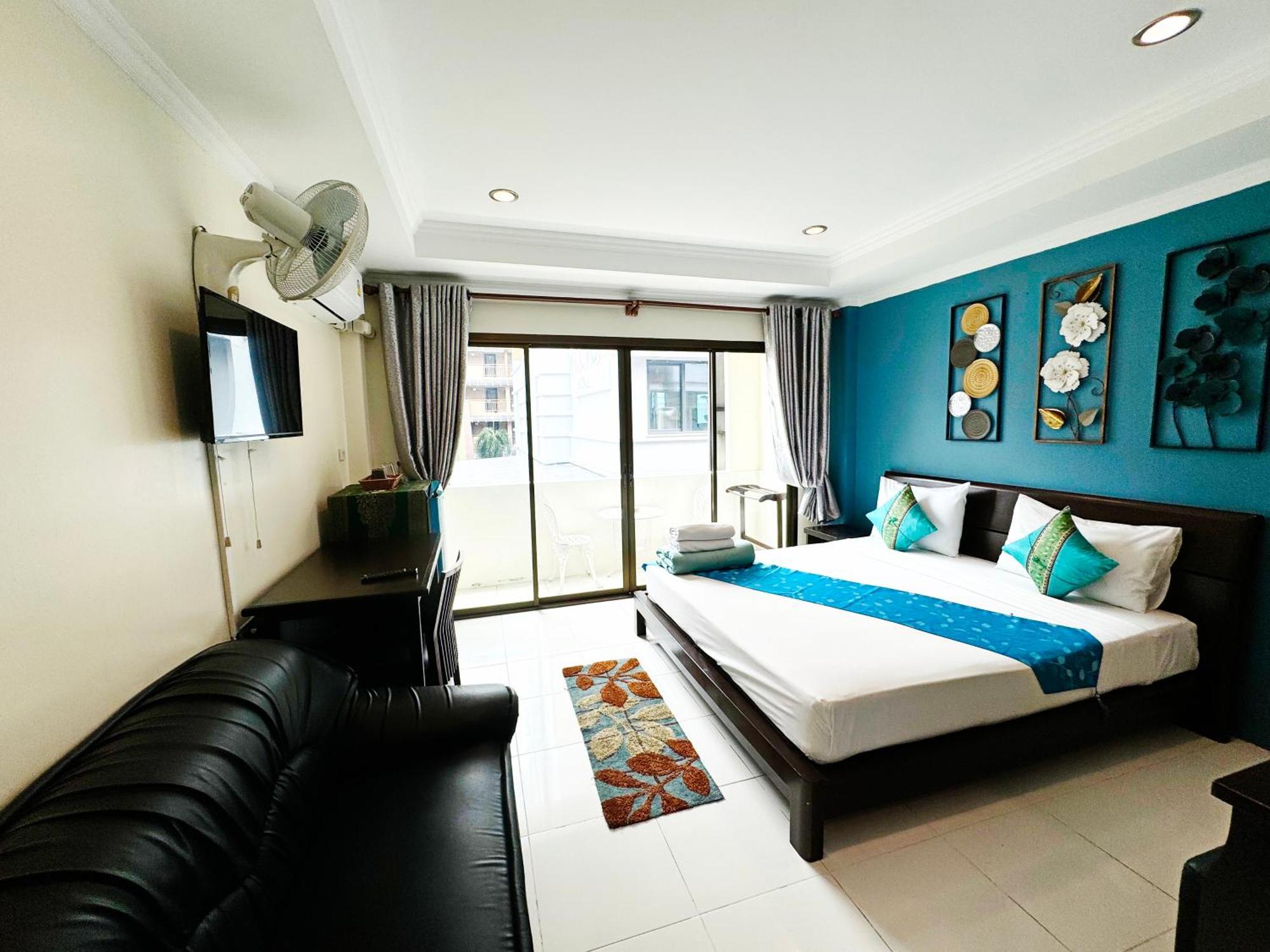 Sky Silk Decoration House Hotel Patong Buitenkant foto