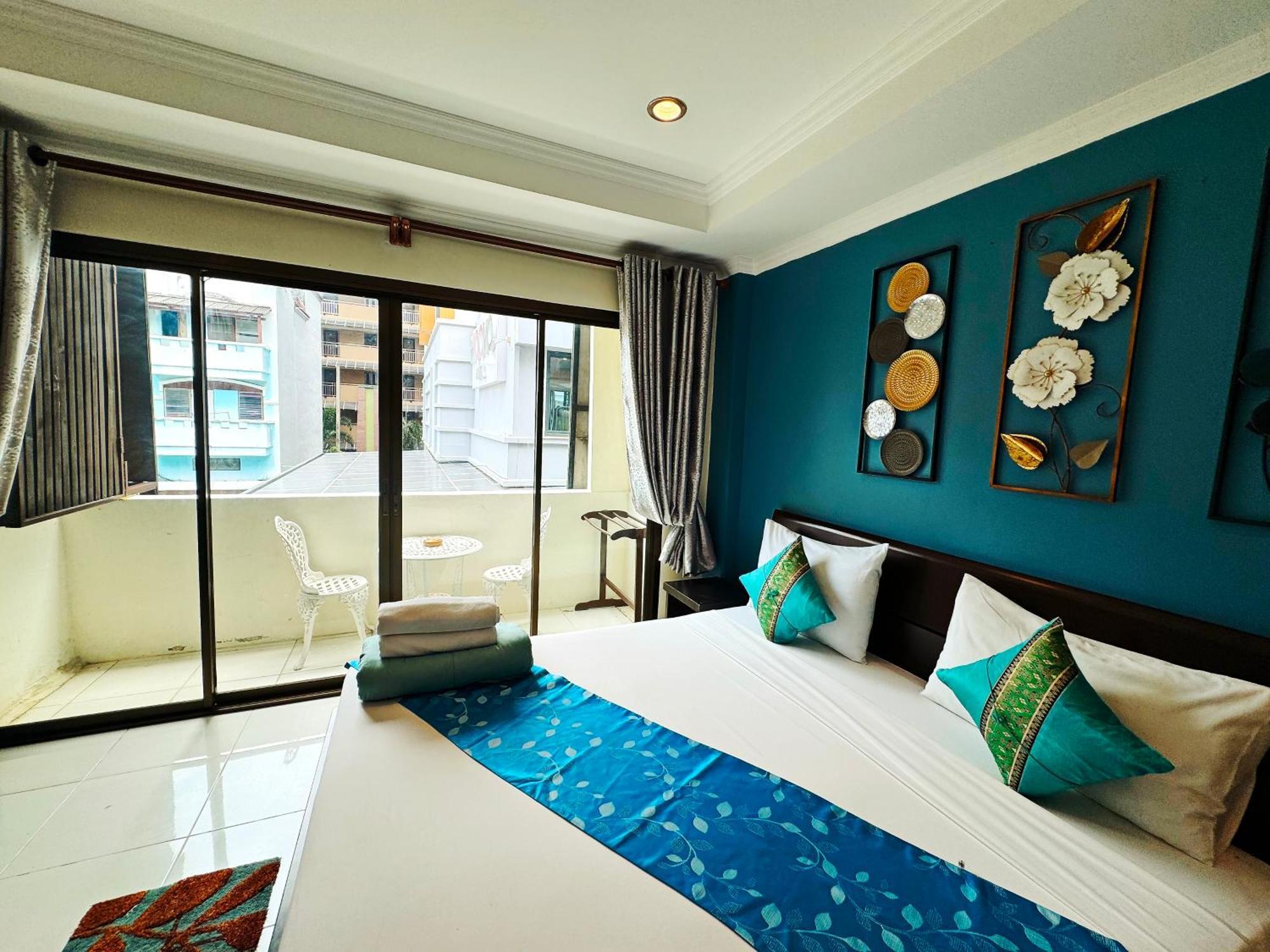 Sky Silk Decoration House Hotel Patong Buitenkant foto