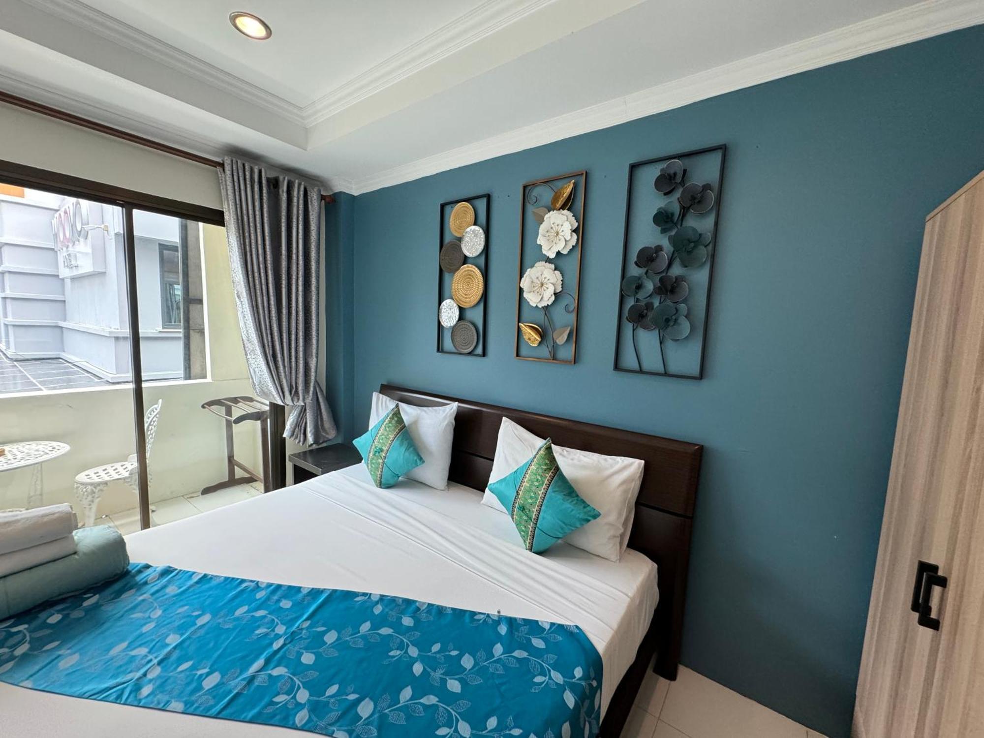 Sky Silk Decoration House Hotel Patong Buitenkant foto