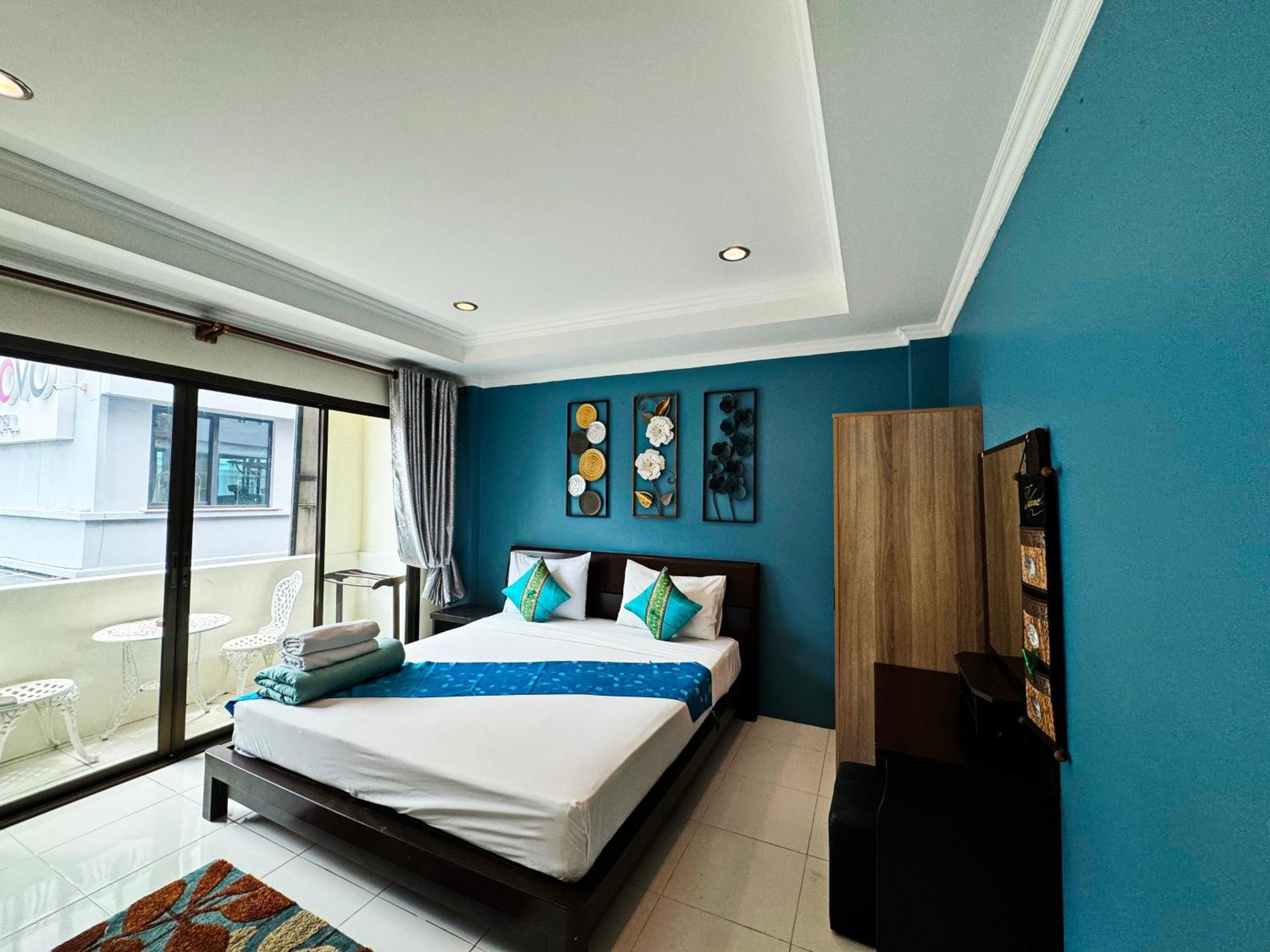Sky Silk Decoration House Hotel Patong Buitenkant foto