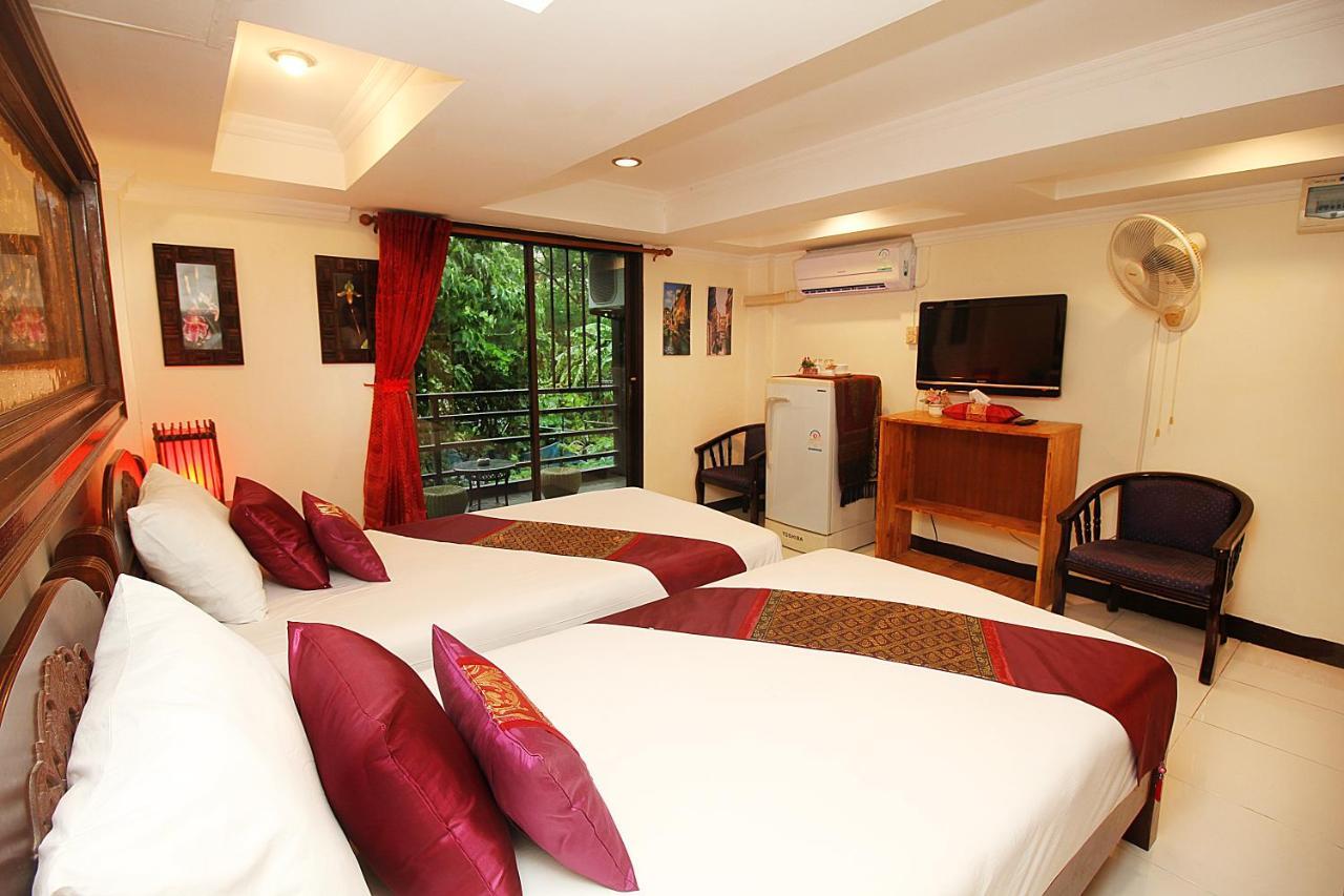 Sky Silk Decoration House Hotel Patong Buitenkant foto