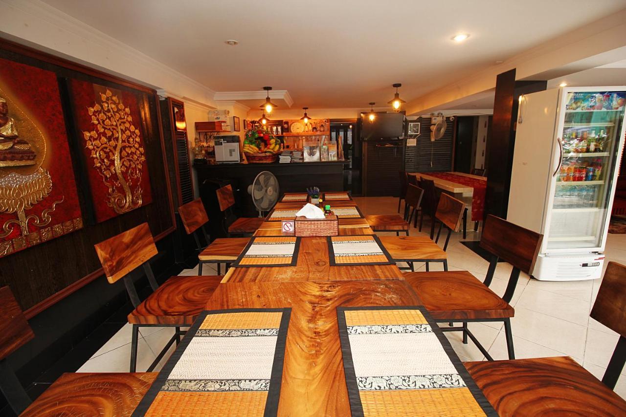 Sky Silk Decoration House Hotel Patong Buitenkant foto